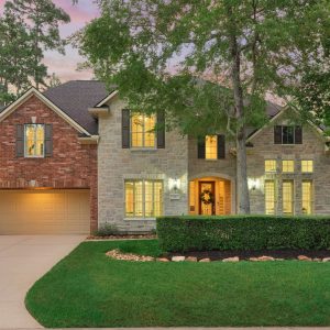 10 North Bantam Woods Circle - Featured Image